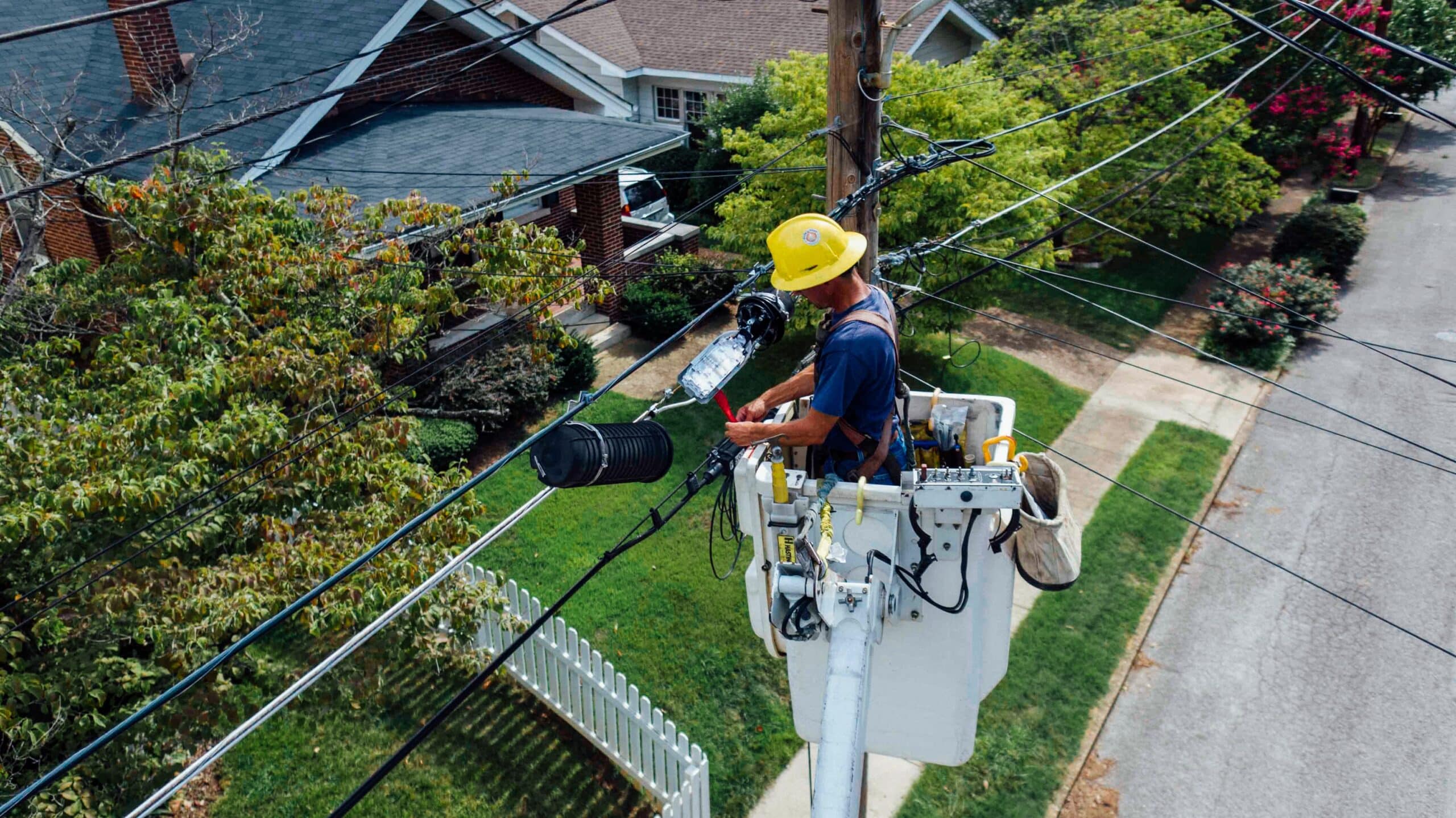 The Ultimate Guide to Picking a Commercial Electrician - Current Electric